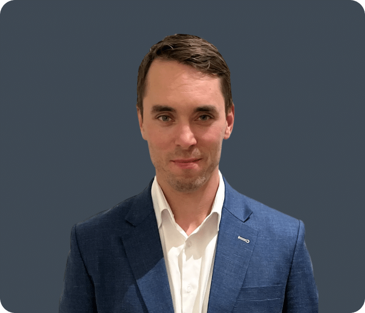 Jens Knudsen grey background | Leaders