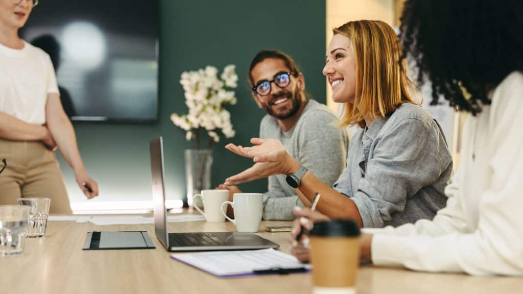 HR and HCM software for UK businesses with 200 to 1000 employees a buyers guide | HR and HCM software for UK businesses with 200 to 1,000 employees: a buyer's guide